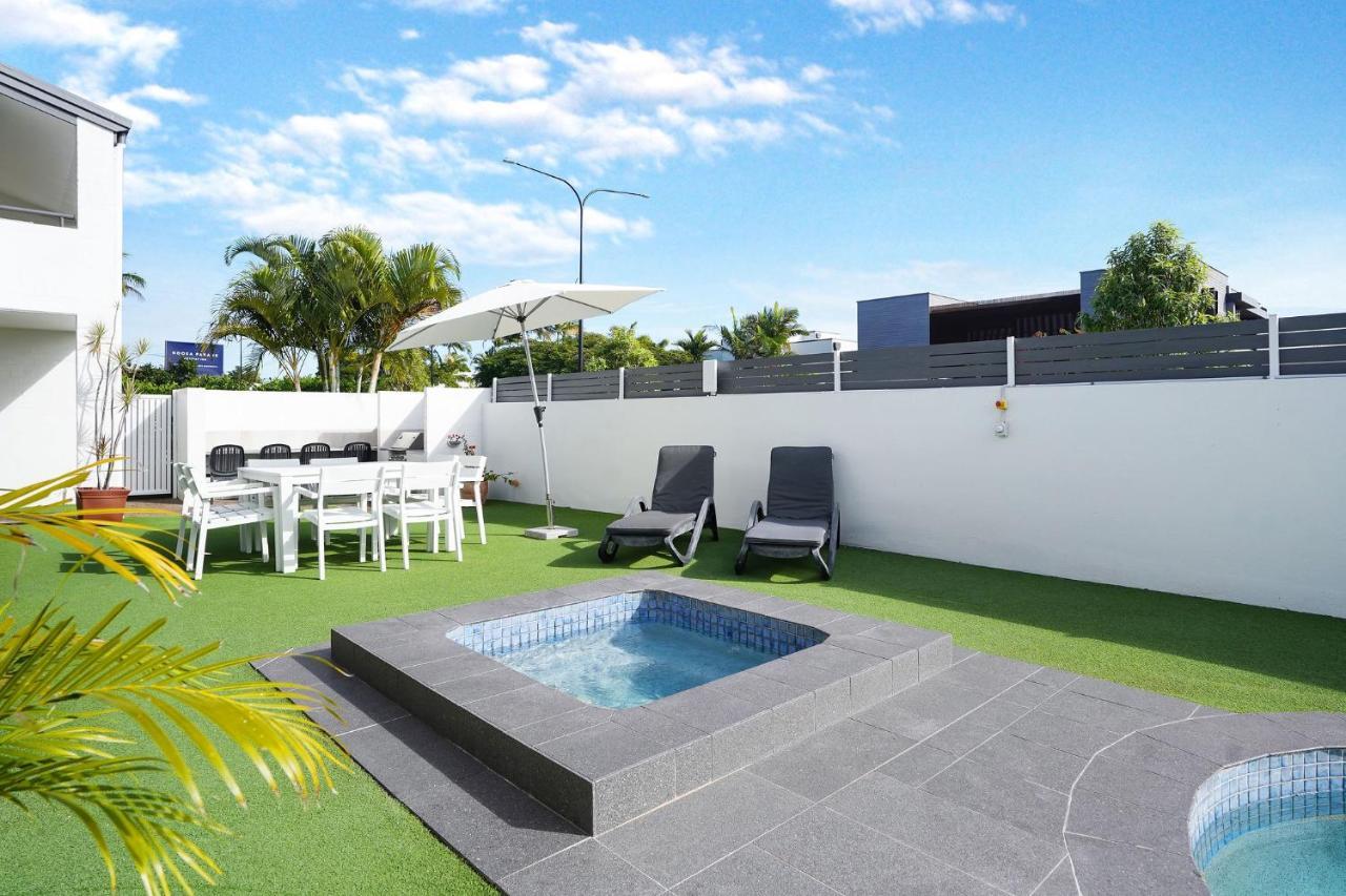 Noosa Parade Holiday Inn Ngoại thất bức ảnh