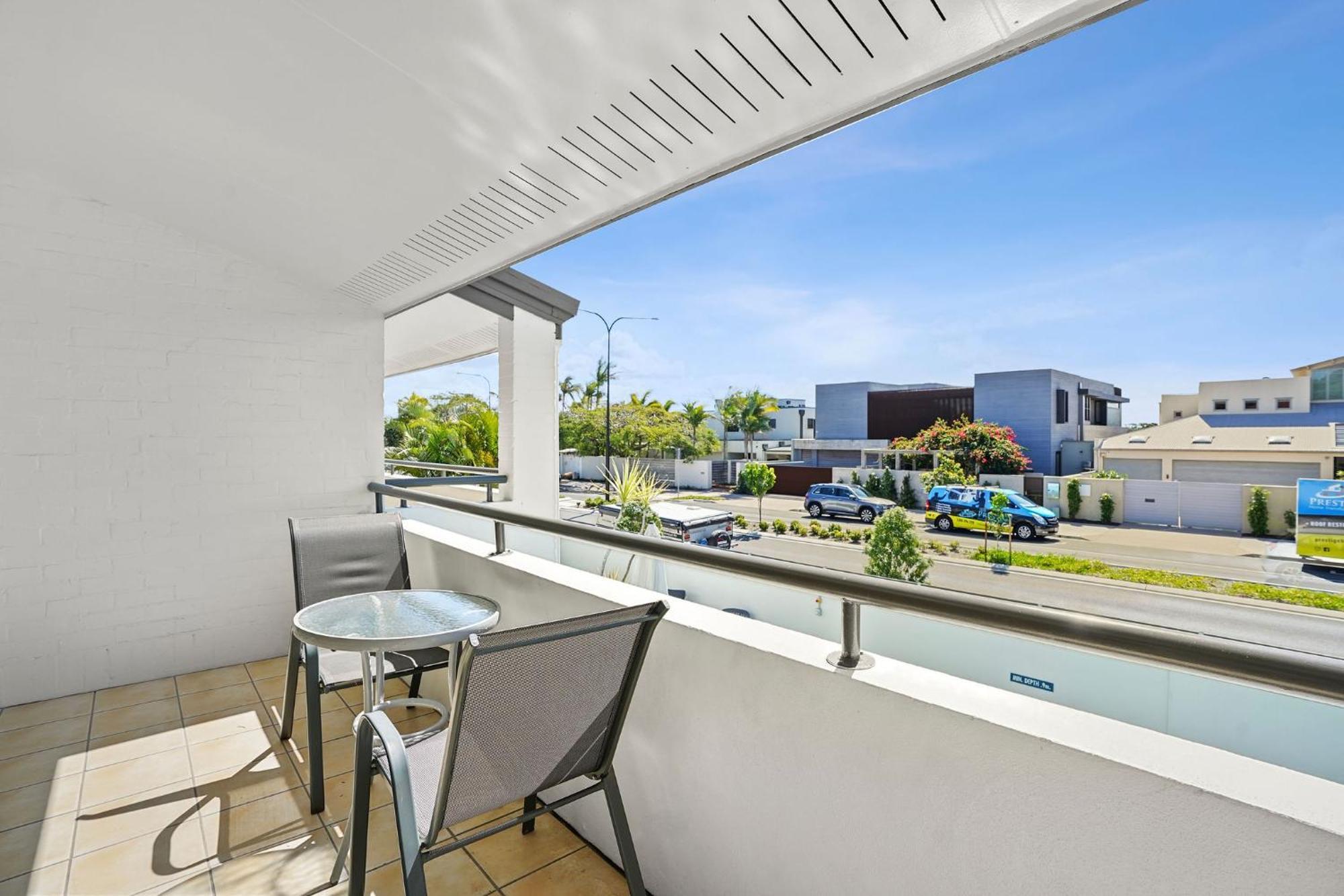 Noosa Parade Holiday Inn Phòng bức ảnh