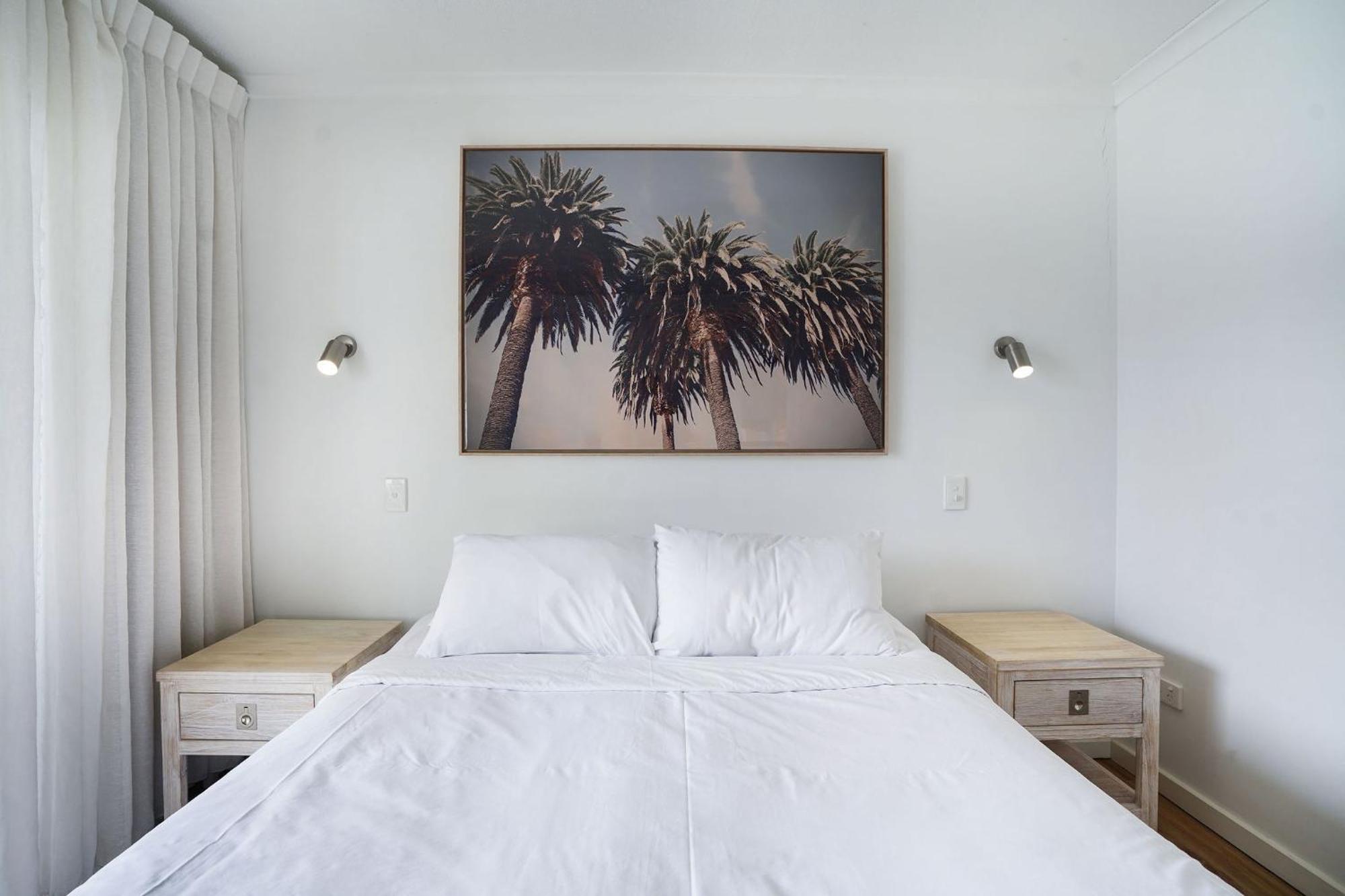 Noosa Parade Holiday Inn Phòng bức ảnh
