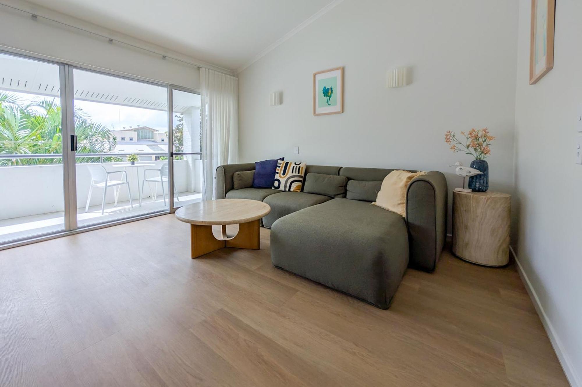 Noosa Parade Holiday Inn Ngoại thất bức ảnh