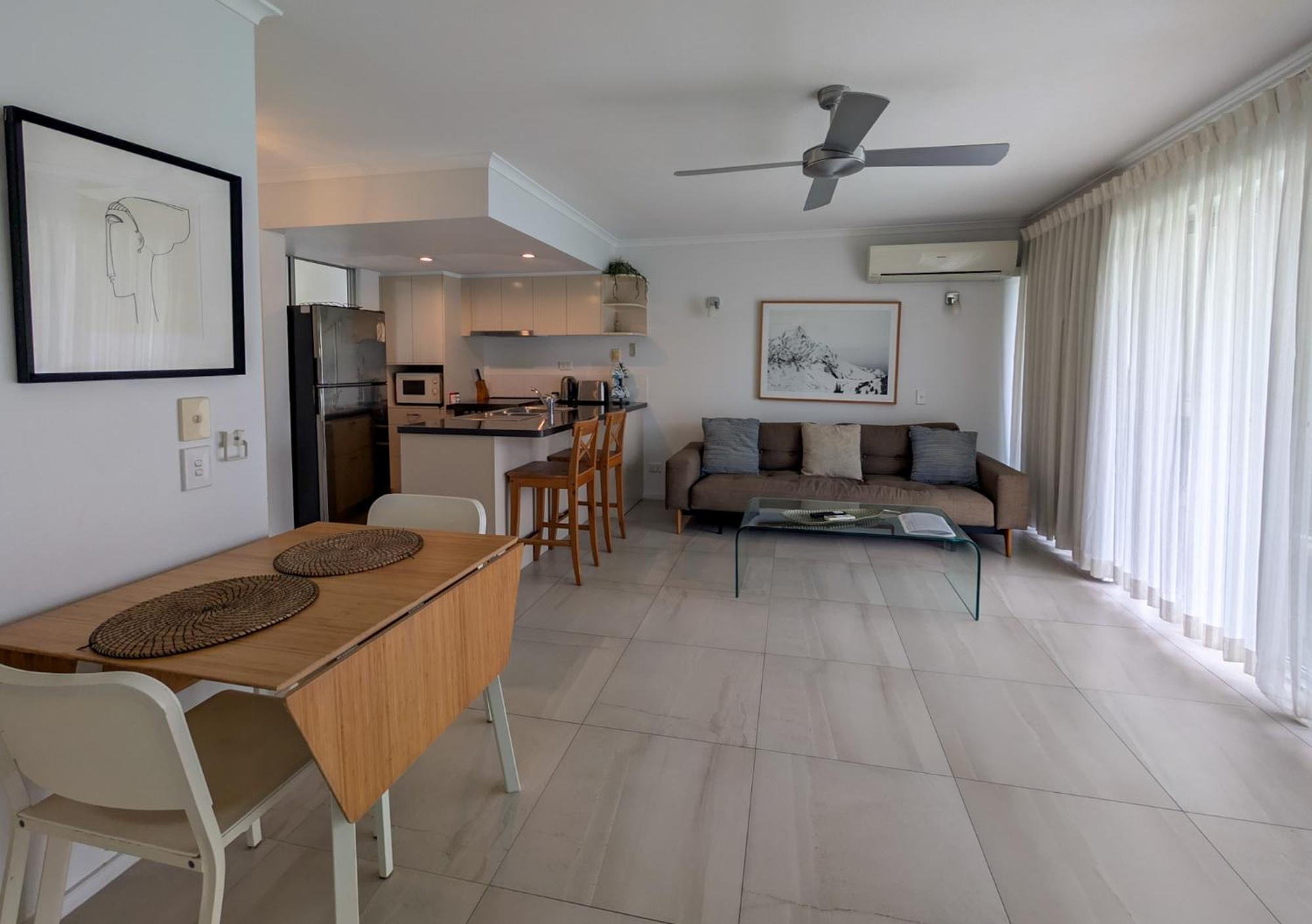 Noosa Parade Holiday Inn Ngoại thất bức ảnh