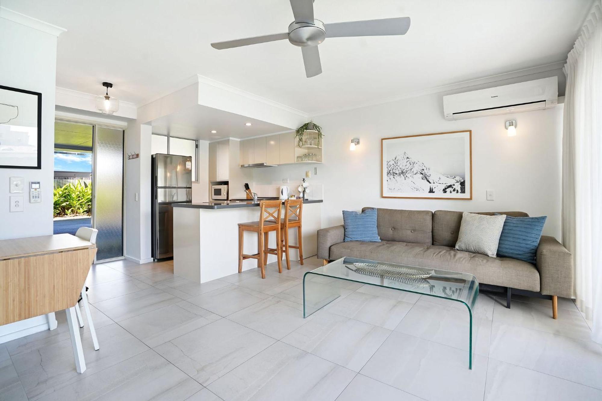 Noosa Parade Holiday Inn Ngoại thất bức ảnh