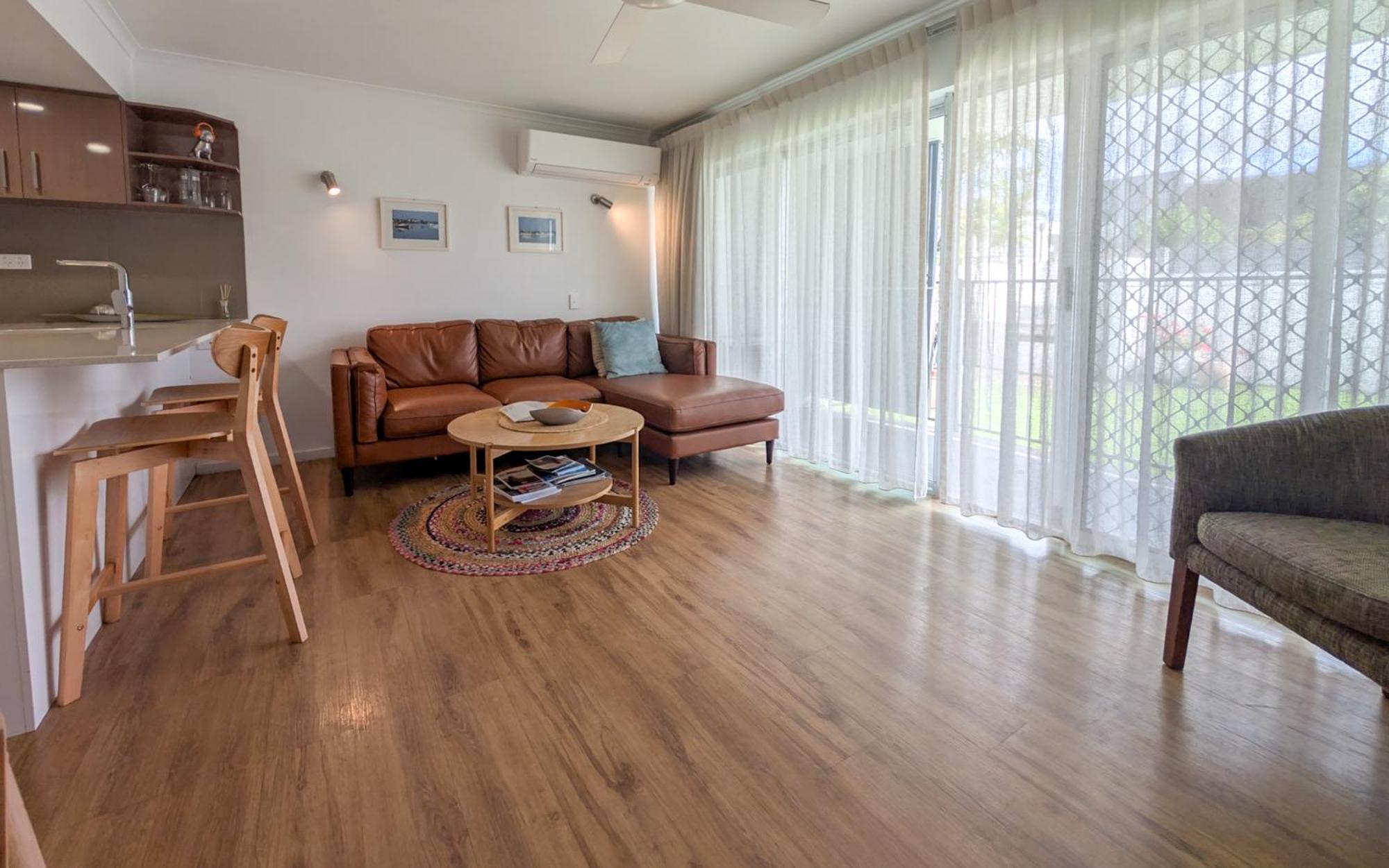 Noosa Parade Holiday Inn Ngoại thất bức ảnh